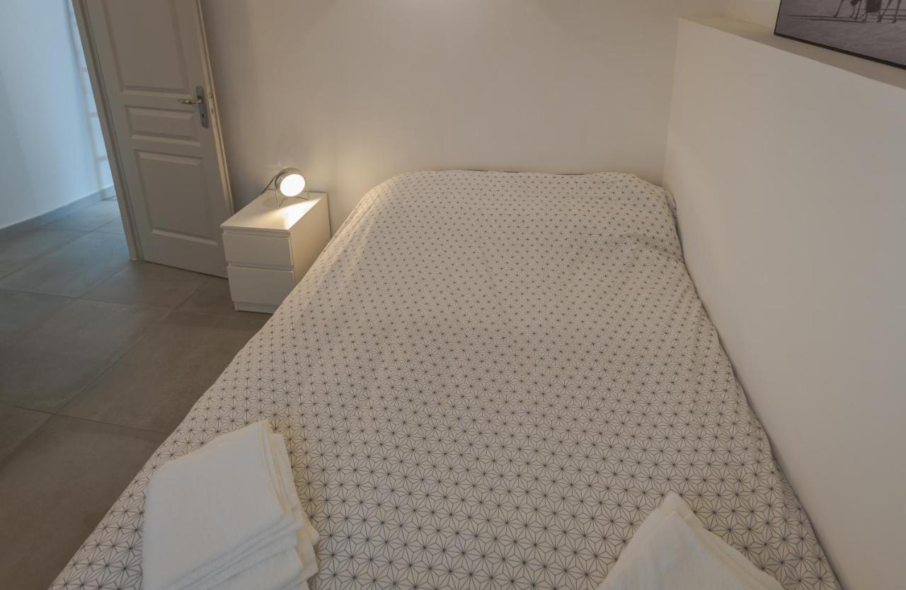 Appartement Terrasse Climatise Calme En Centre-Ville LʼIsle-sur-la-Sorgue المظهر الخارجي الصورة